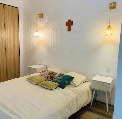 Duplex Pour 2 A 6 Personnes Avec Terrasse En Plein Coeur De La Citadelle De Bonifacio