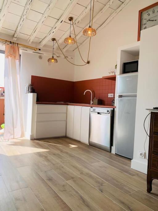 Duplex Pour 2 A 6 Personnes Avec Terrasse En Plein Coeur De La Citadelle De Bonifacio * Bonifacio (Corsica)