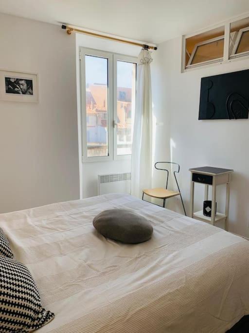 Duplex Pour 2 A 6 Personnes Avec Terrasse En Plein Coeur De La Citadelle De Bonifacio